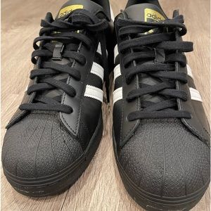 adidas Originals Superstar Casual Sneaker